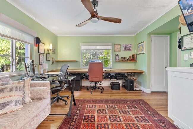 Building Photo - Northeast 5th Avenue Road, Miami Shores, FL 33138 - 5 BR 4 BA single-family home