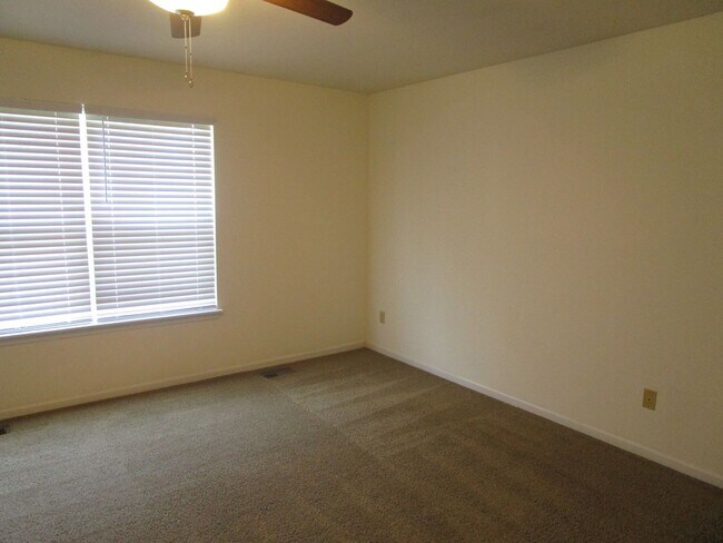 Building Photo - 3501-3503 Delmar Ct.