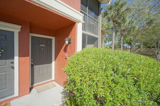 Building Photo - Bottom Floor Condo in The Gallery at Bayport