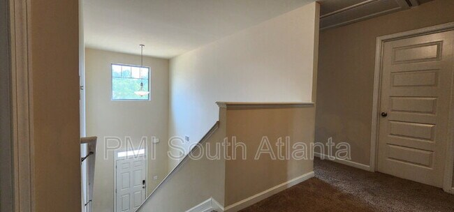 Building Photo - 651 Mill Creek Trail