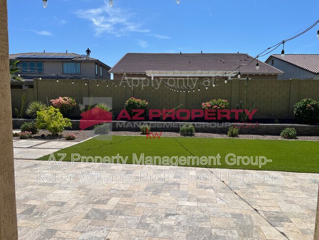 Building Photo - 2604 N Black Rock Rd