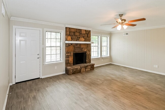 Building Photo - 3025 Wood Thrush Dr