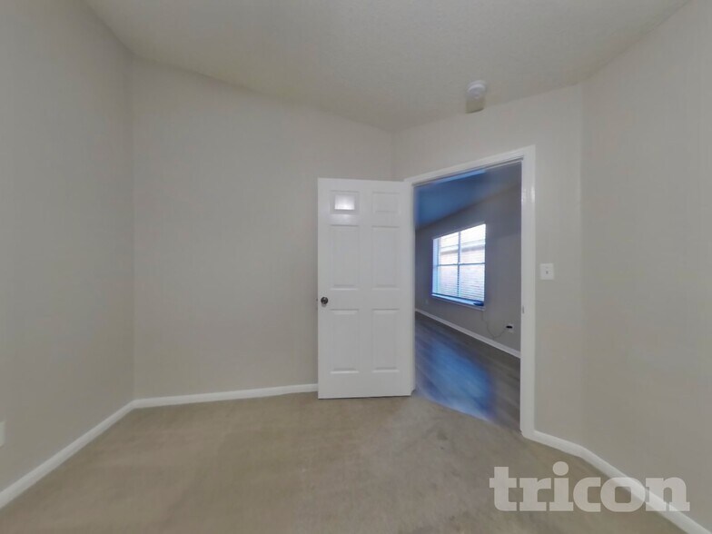 Building Photo - 3147 Boynton Dr