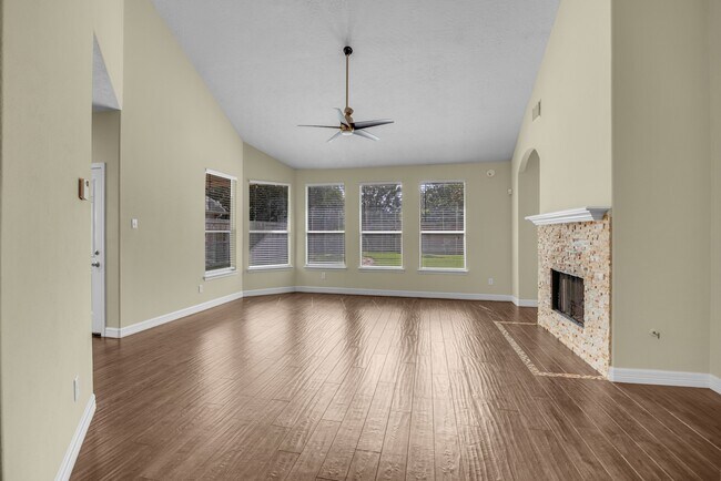 Building Photo - 2919 Silverbit Trail Ln