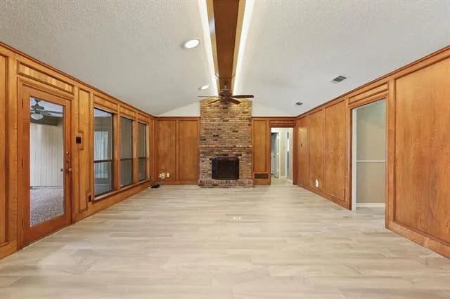 Building Photo - 2403 Blue Cypress Dr