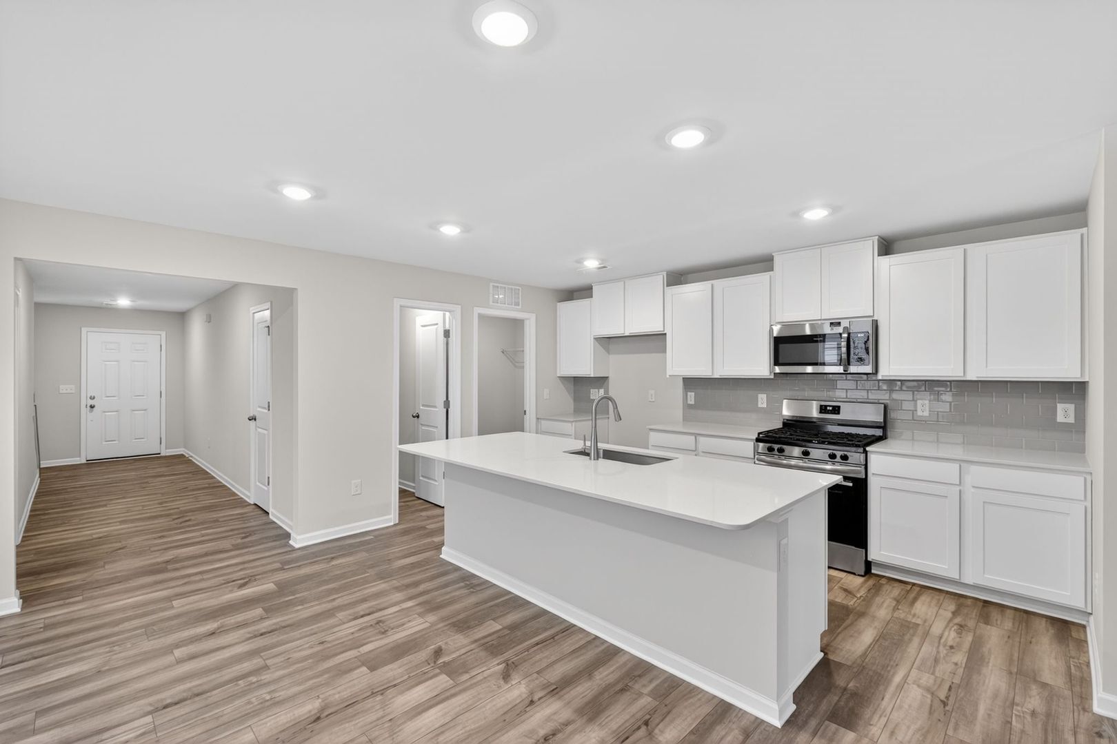 Building Photo - 112 Rock Ave