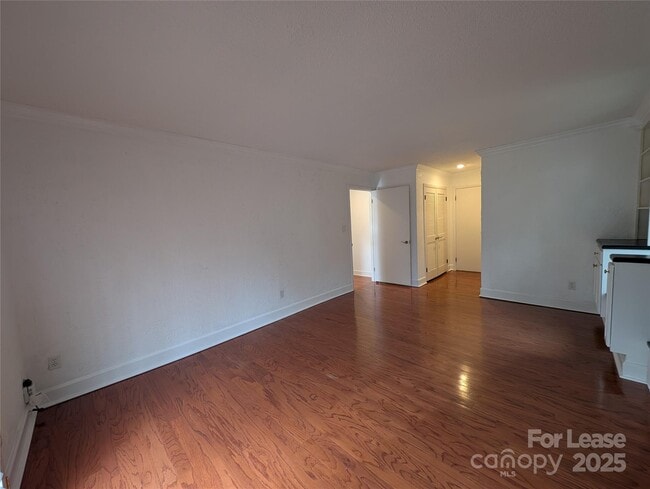 Building Photo - 3023 Shallowood Ln