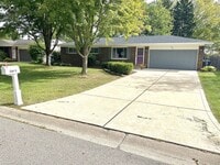 Building Photo - 2669 Deake Ave