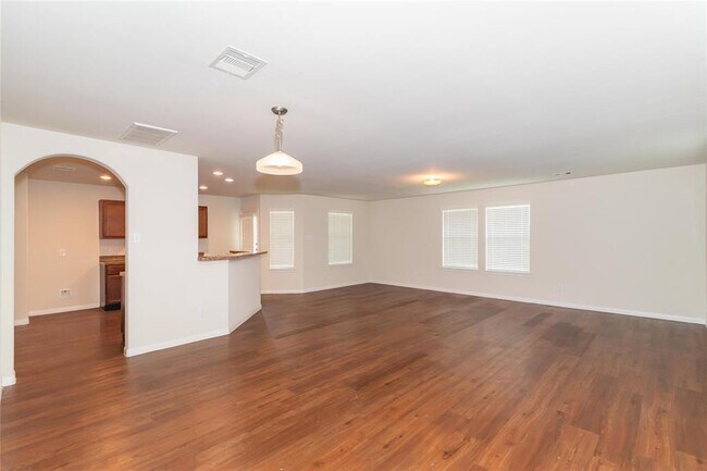 Building Photo - 4207 Richmeadow Dr