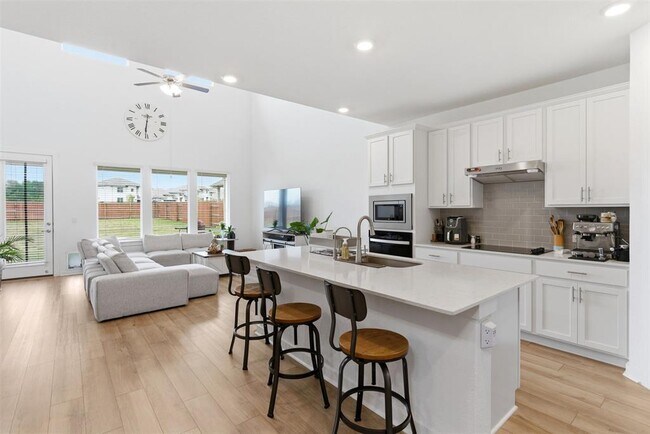 Building Photo - 105 Nuntree Cv