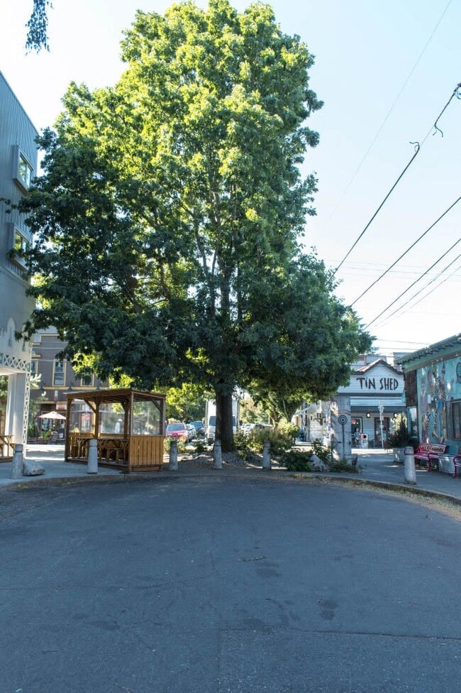 Building Photo - Alberta 14