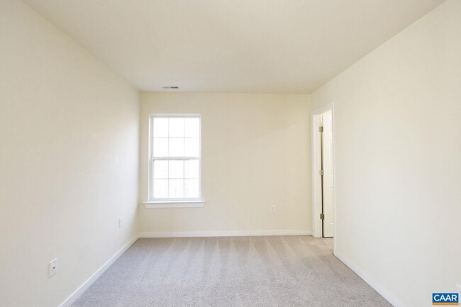 Building Photo - 115 Reedy Creek Rd