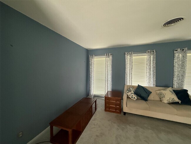 Building Photo - 7945 Cedel Dr