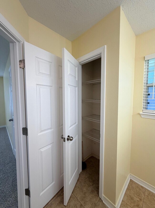 Building Photo - 6952 Cotton Boll Ln