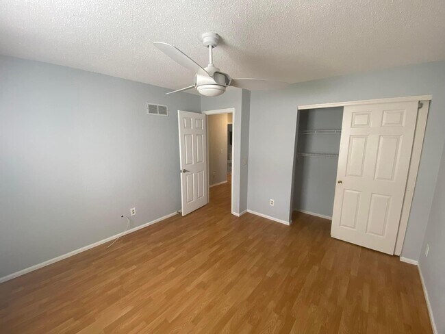 Building Photo - 3 Colonist Retreat Ct