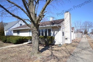 Building Photo - 1251 W Marion St