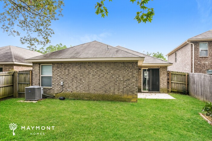 Building Photo - 207 Sedgewick Dr