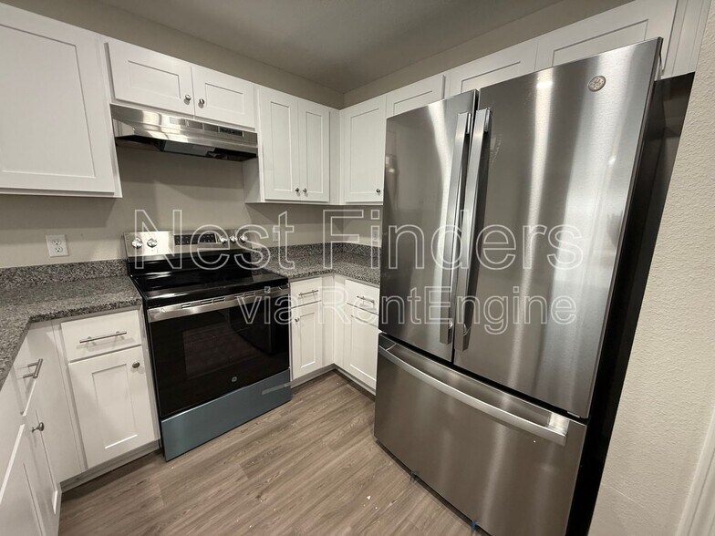Building Photo - 11454 Oakfield Ct