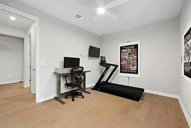 Building Photo - 8405 Hubble Walk