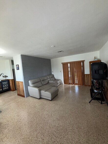 Building Photo - 11741 SW 177th Ter