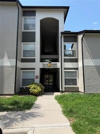 Building Photo - 7605 Pissarro Dr