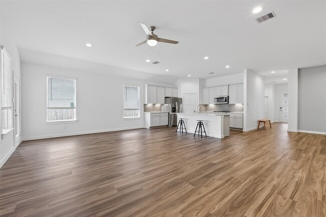 Building Photo - 13304 Big Sky Ct