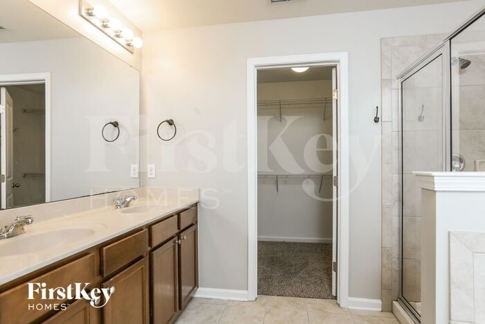 Building Photo - 4131 White Kestrel Dr