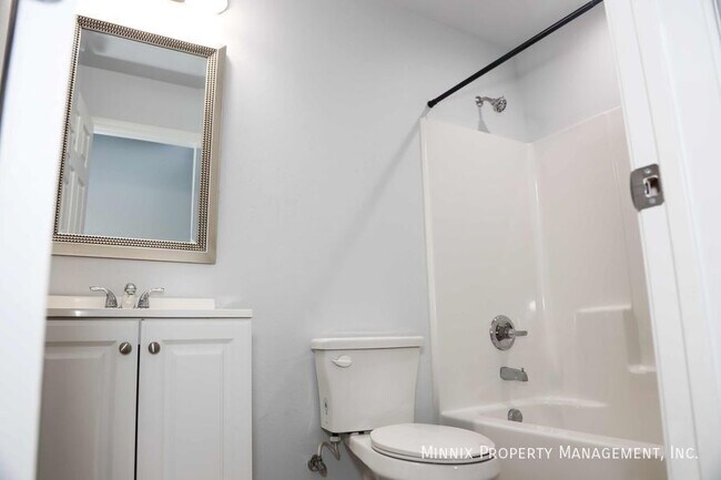 Building Photo - 1649 Wrigley Dr