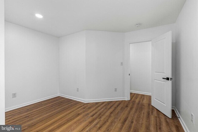 Building Photo - 2719 N 47th St