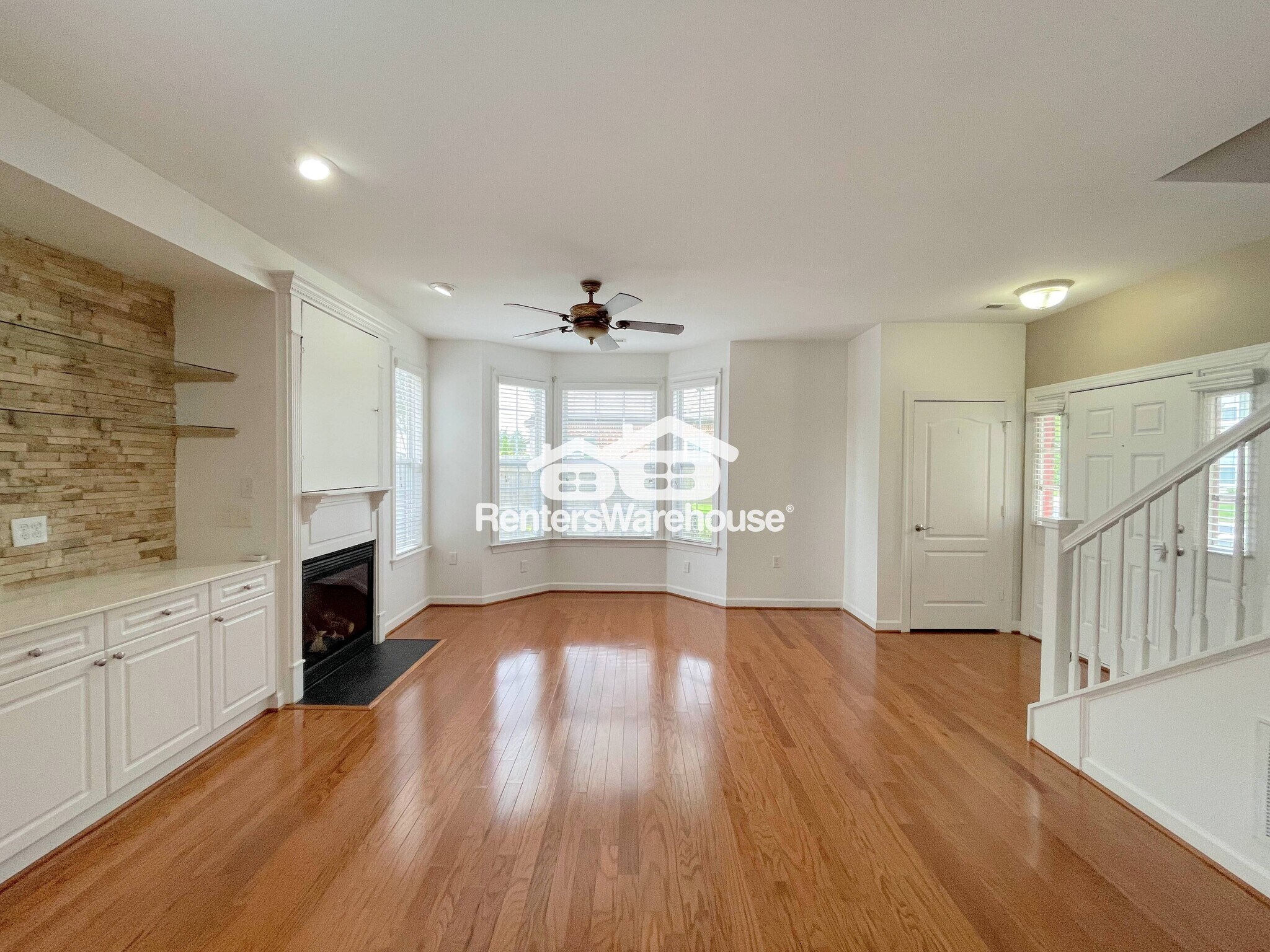 Building Photo - 3932 Cromwell Park Dr