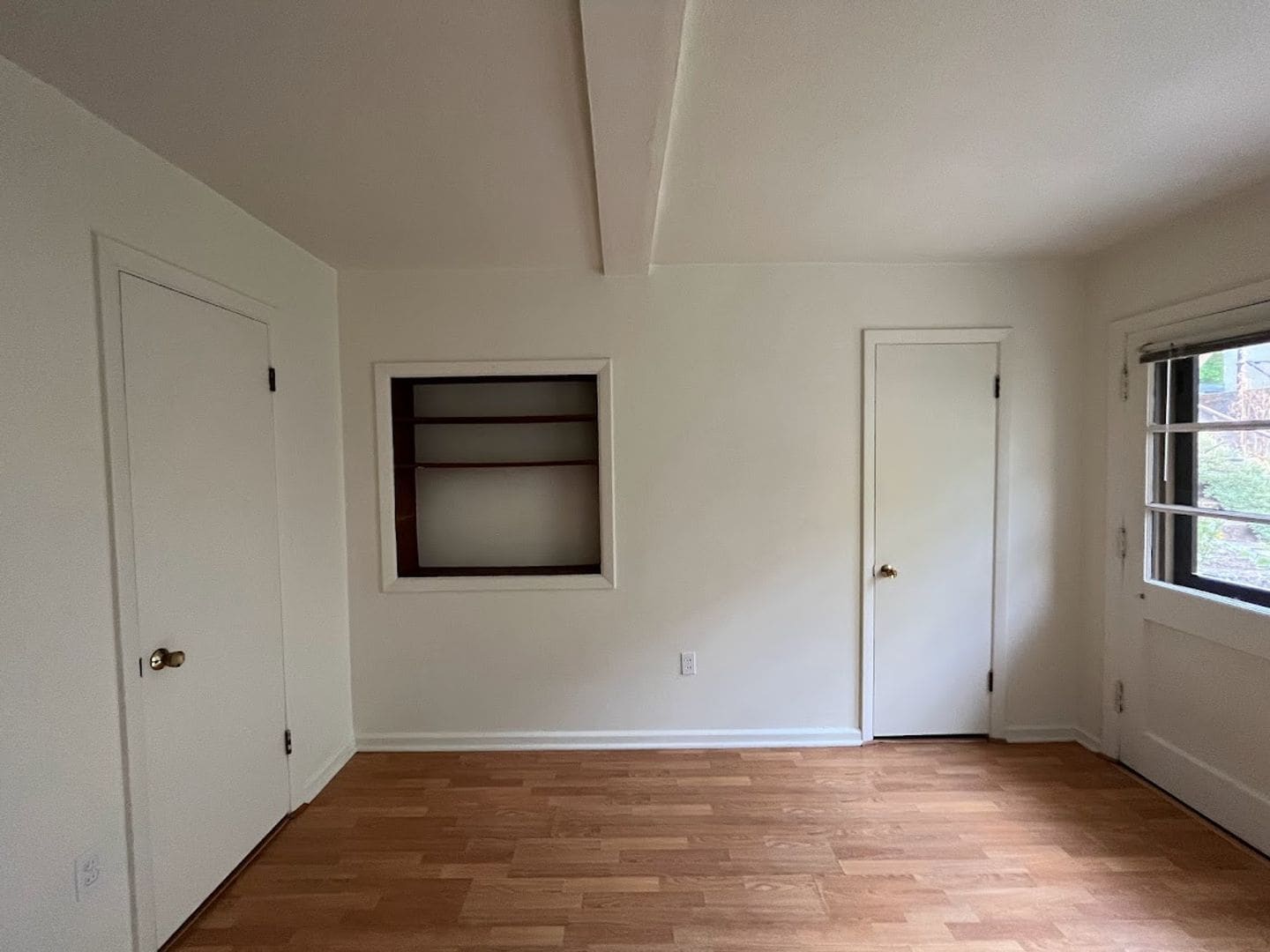 Building Photo - 5244-5308 NE Wistaria Drive