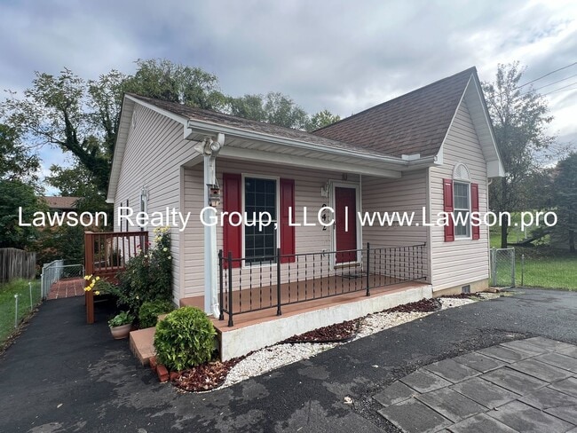 Building Photo - One Level Living in Vinton!