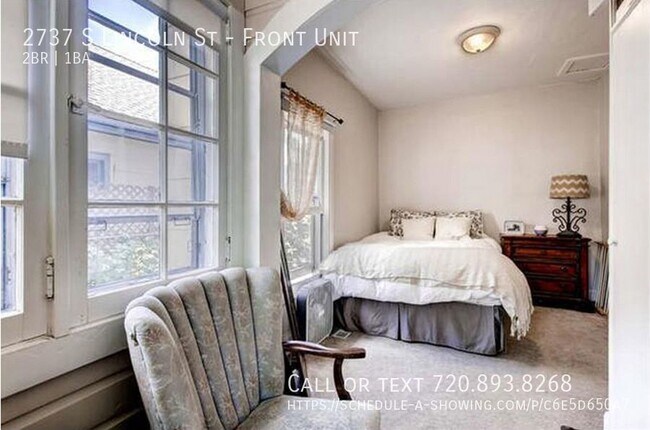 Building Photo - Charming Vintage Retreat: 2BD/1BA Front Un...