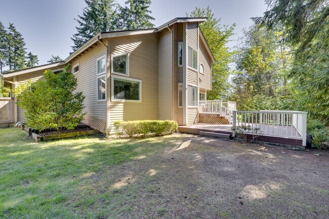Building Photo - Updated 4 bed 2.5 bath in Sammamish!