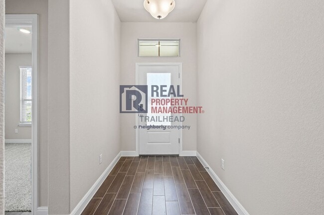 Building Photo - Charming 4-Bed / 2-Bath New Home — Spaciou...