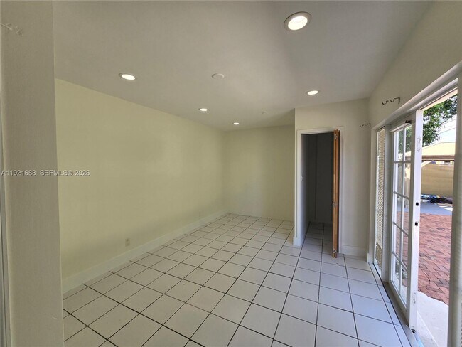 Building Photo - 8105 SW 17th Terrace