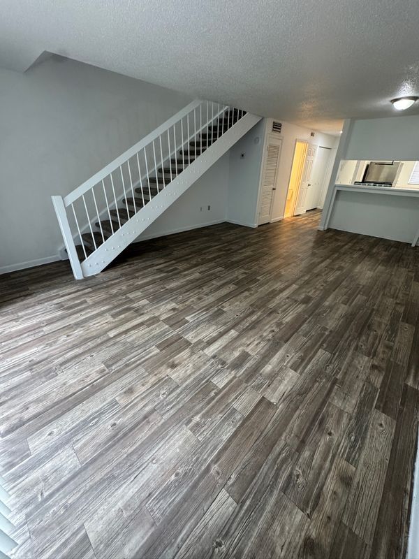 Building Photo - 1726 NE 3rd St