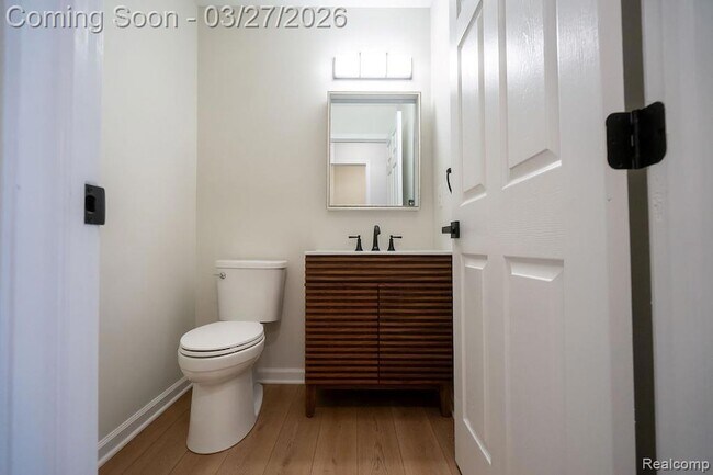 Building Photo - 23869 McCort Dr