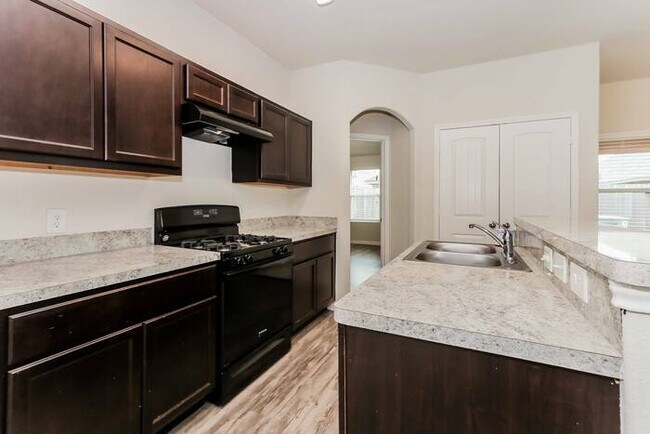 Primary Photo - 5707 Kyle Cove Dr