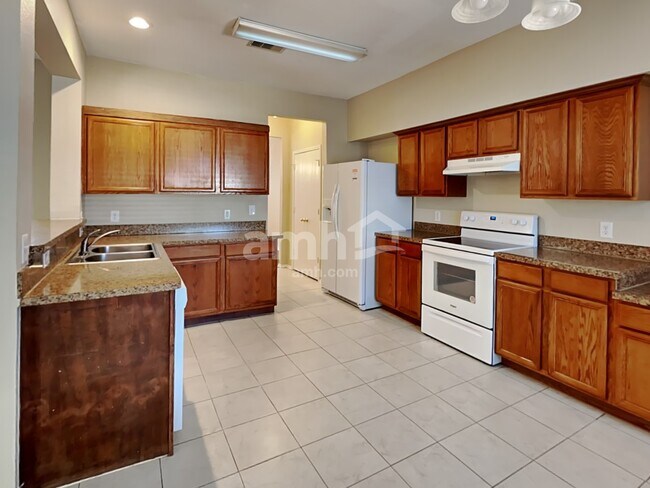 Building Photo - 3841 Chimney Rock Dr