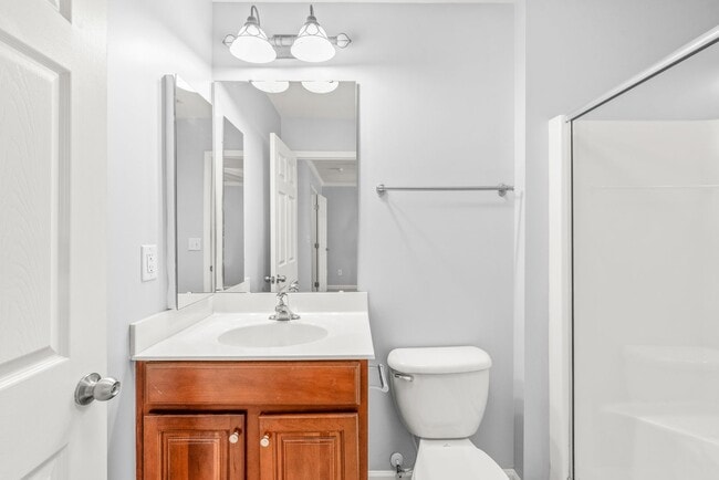 Building Photo - Charming Full-Brick Townhome in the Heart of South End