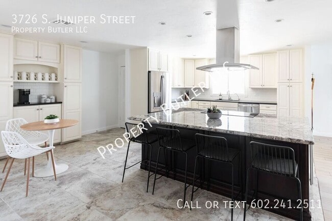 Building Photo - 3726 S Juniper St