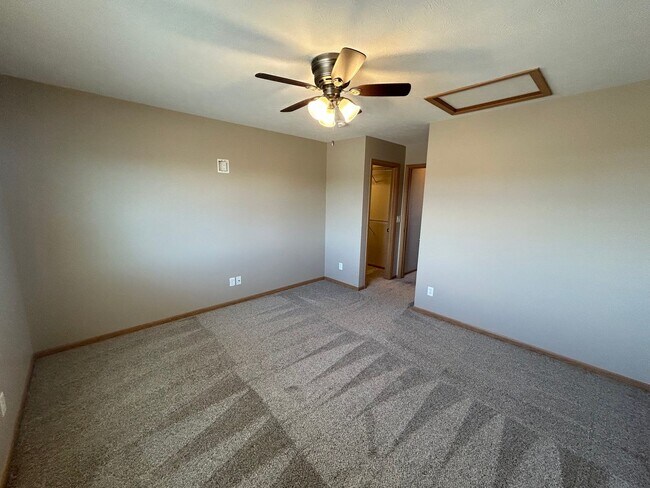 Building Photo - 5976 Haswell Pl