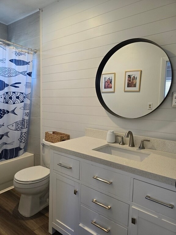 Building Photo - 52 Sidney St