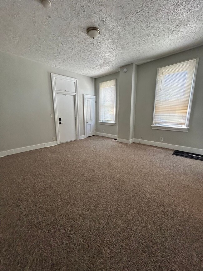 Building Photo - 1402 Alabama St