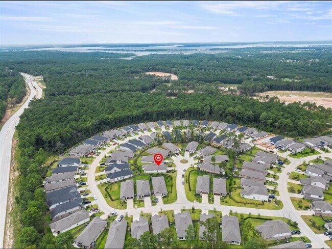 Building Photo - 311 Fanpalm Ct