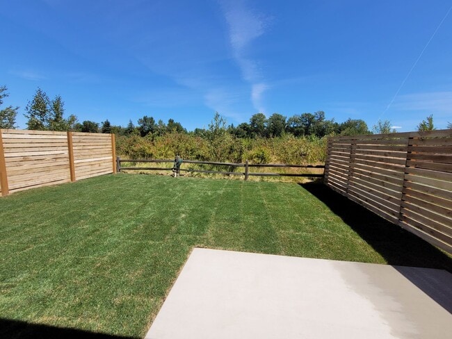 Building Photo - Beautiful Home in North Bellingham