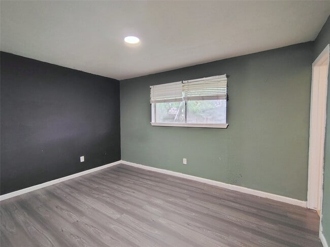 Building Photo - 11926 Rhinebeck Dr