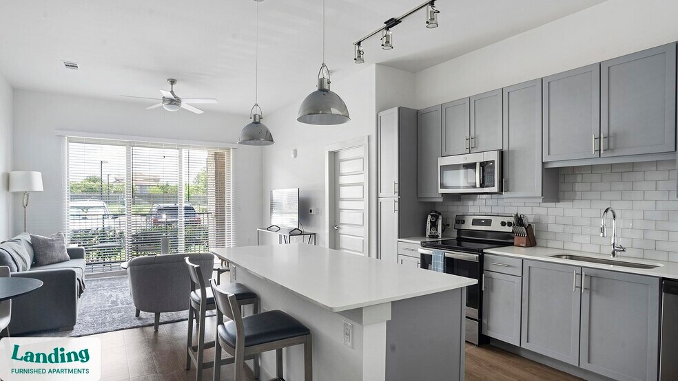 Building Photo - 600 Farm to Market 1626