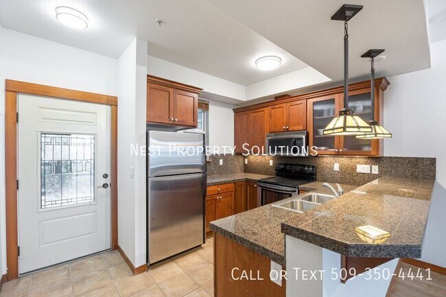 Building Photo - 6432 Melby Way NE